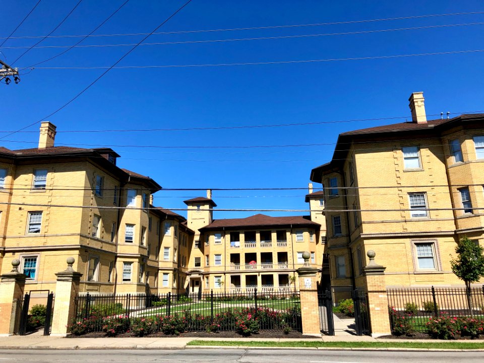 Crescent Court Apartments, North Avondale, Cincinnati, OH 