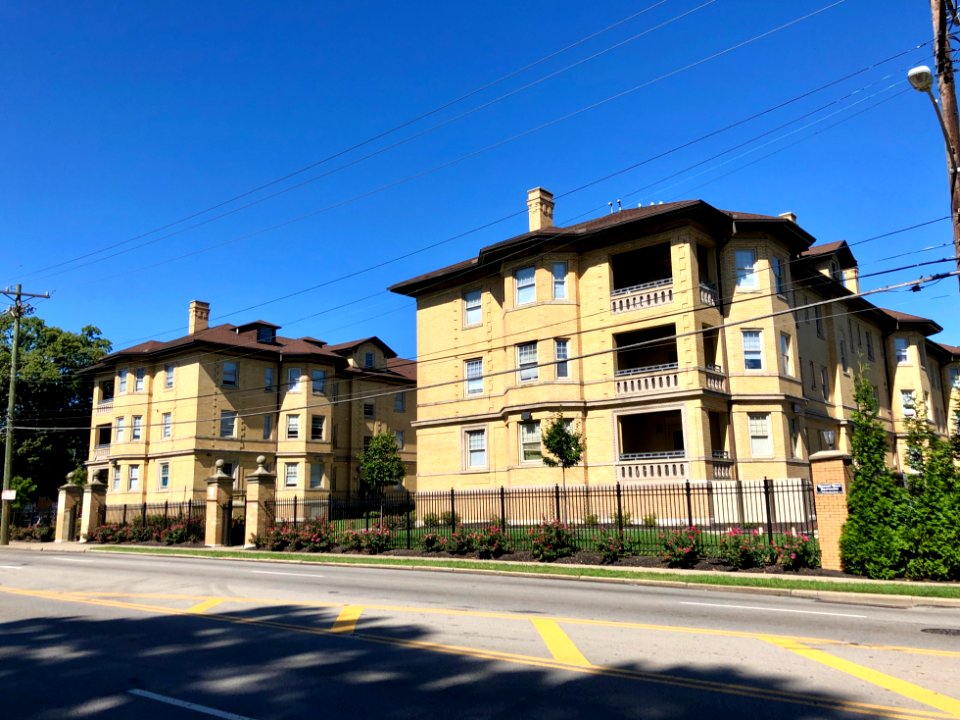 Crescent Court Apartments, North Avondale, Cincinnati, OH 