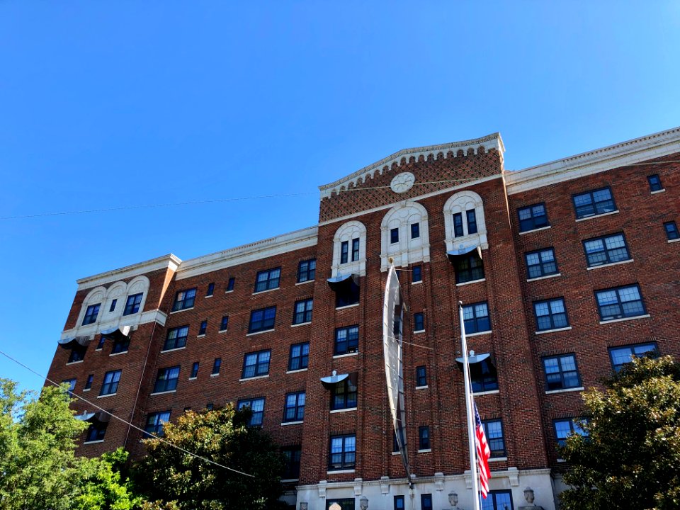 The President Apartments, North Avondale, Cincinnati, OH 