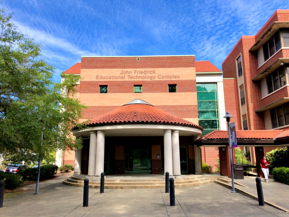 The John Frederick Educational Technology Complex, North C… 