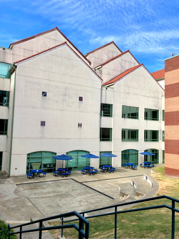 The John Frederick Educational Technology Complex, North C… 