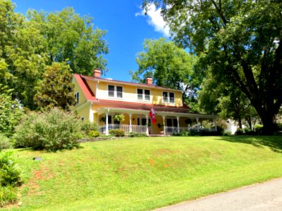 Queen Street, Hillsborough, NC 
