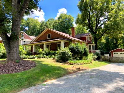 Queen Street, Hillsborough, NC 