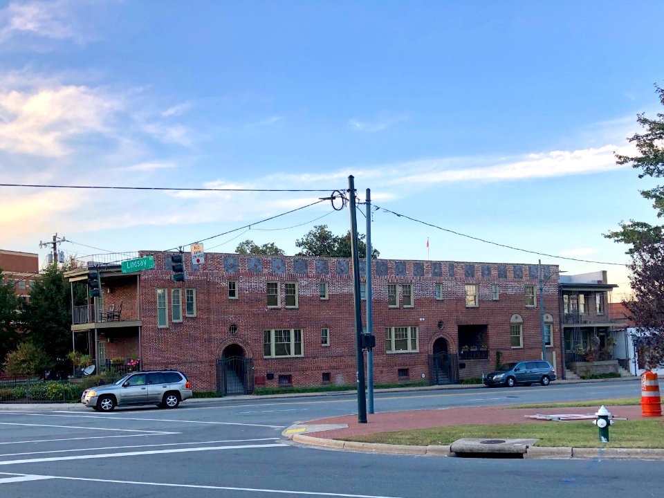 Summit Avenue, Greensboro, NC 
