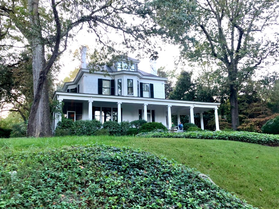 Fisher Park Circle, Fisher Park, Greensboro, NC 