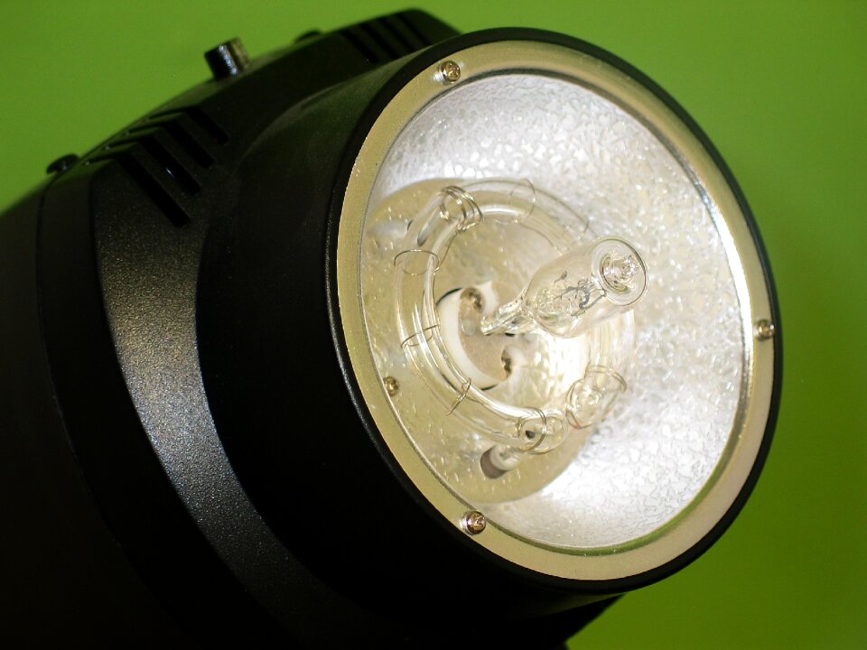 Illuminate photo rays