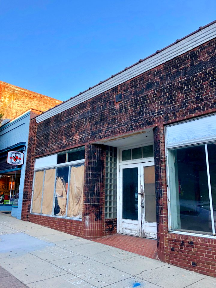 Elm Street, Southside, Greensboro, NC 