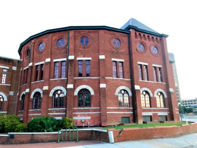Smith Memorial Building (Richardson Civic Center), Greensb… 