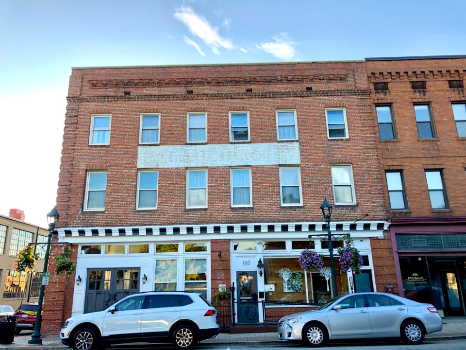 Elm Street, Southside, Greensboro, NC 