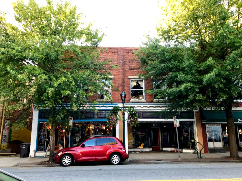 Elm Street, Southside, Greensboro, NC 