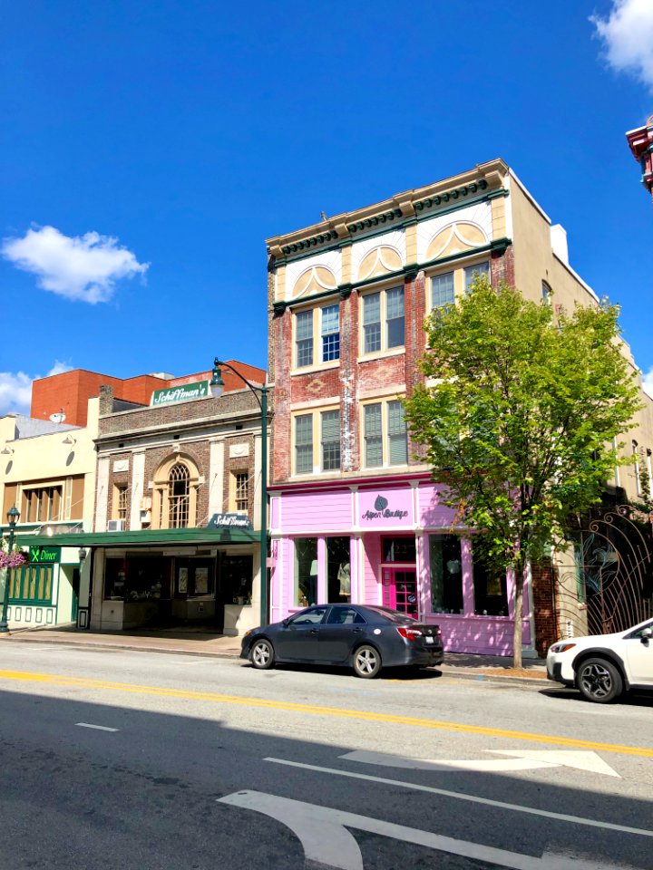 Elm Street, Greensboro, NC 