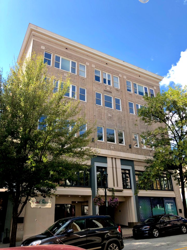 Elm Street, Greensboro, NC 
