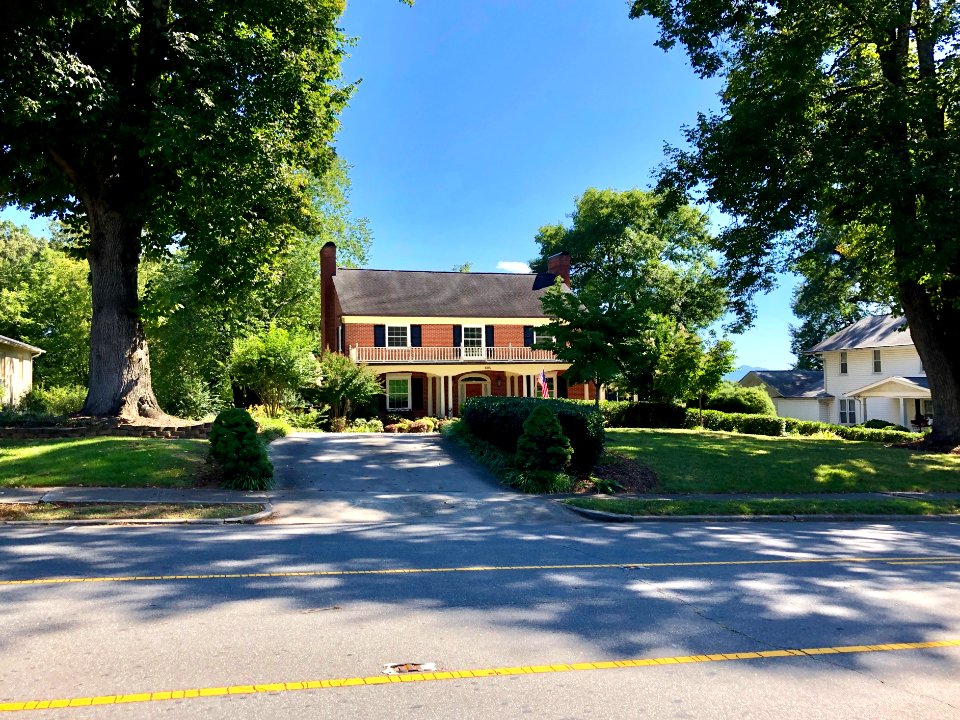 Union Street, Morganton, NC 