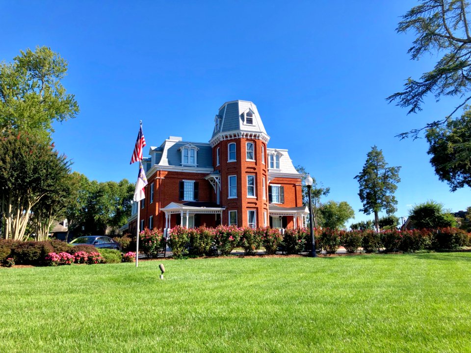 Tate House (Morganton Savings Bank), Morganton, NC 