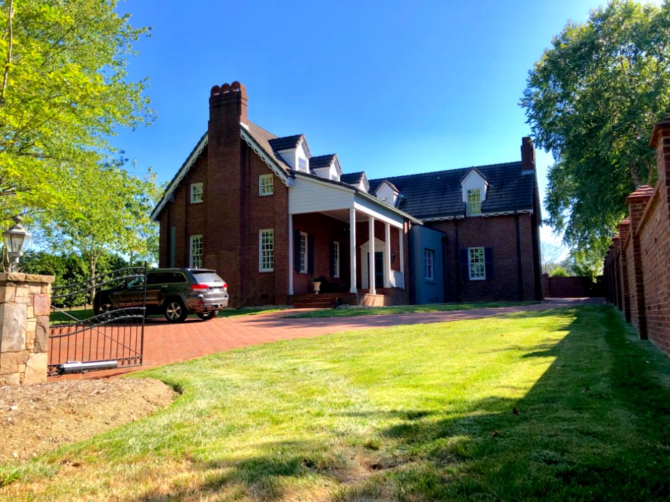 Meeting Street, Morganton, NC 