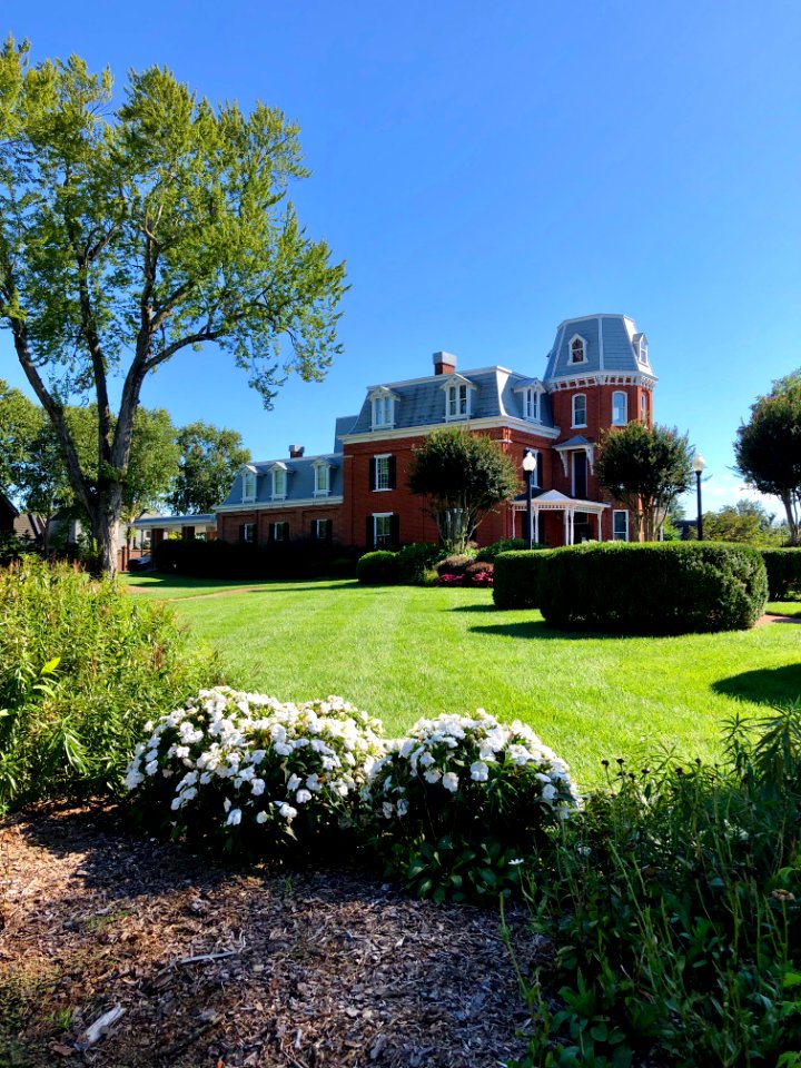Tate House (Morganton Savings Bank), Morganton, NC 