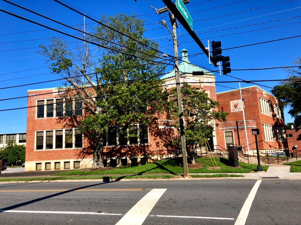 Avery Avenue School, Morganton, NC 