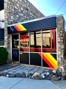 Hot Box Vintage Store, Morganton, NC 