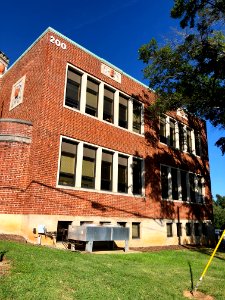 Avery Avenue School, Morganton, NC 