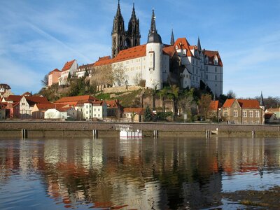 River elbe in meißen albrechtsburg castle