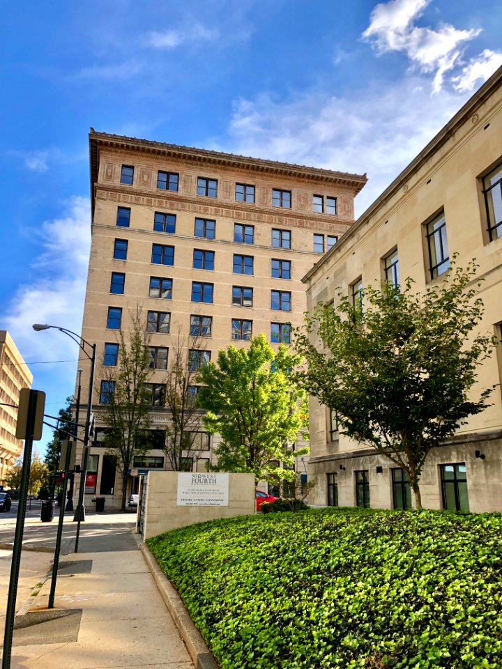 Wachovia Bank and Trust Company Building, Winston-Salem, N… 