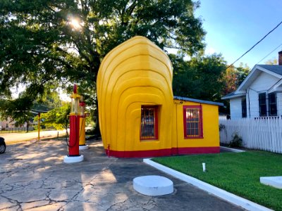 Shell-Shaped Shell Service Station, Waughtown, Winston-Sal… 