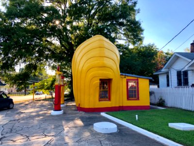 Shell-Shaped Shell Service Station, Waughtown, Winston-Sal… 