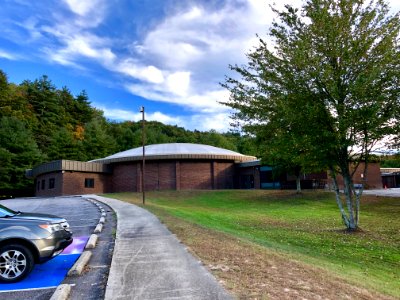 Blue Ridge School, Glenville, NC 