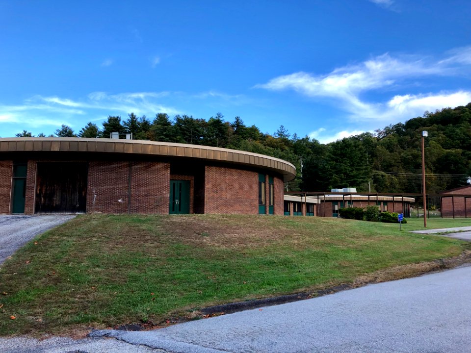 Blue Ridge School, Glenville, NC 