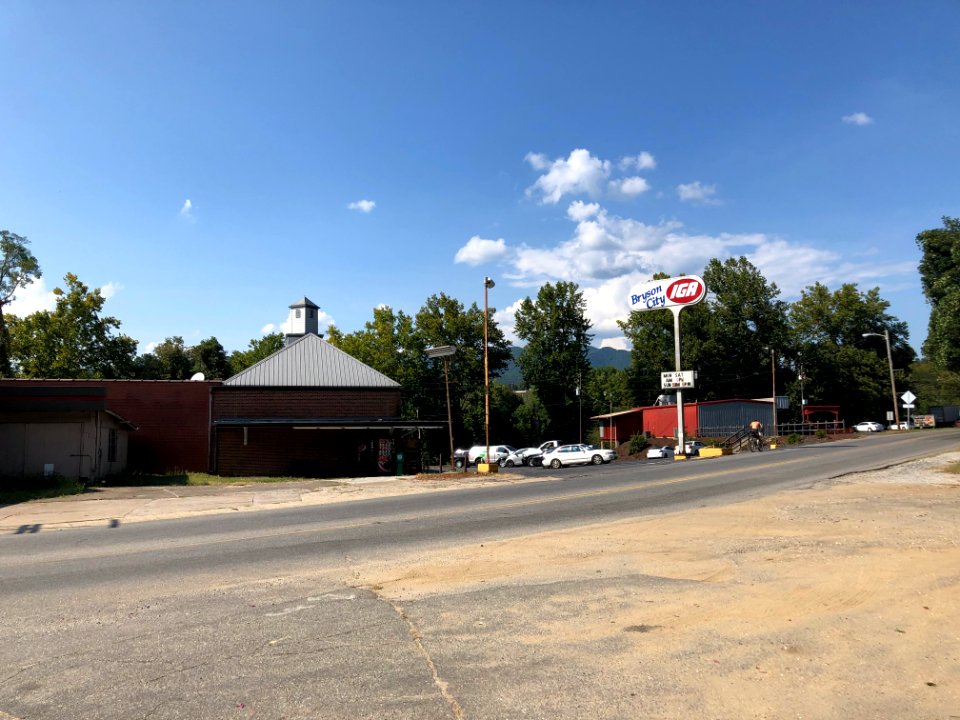 Bryson City IGA Supermarket, Bryson City, NC 