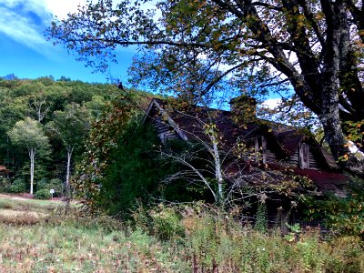 Abandoned Farmhouse, Cullowhee Mountain Road, Erastus, NC 