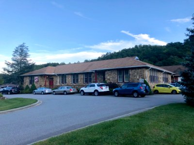 Old Maggie Valley Elementary School (Maggie Valley Town Ha… 