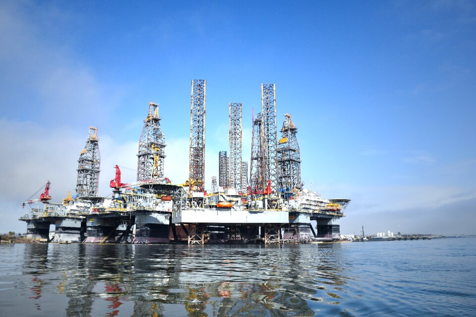 Petroleum construction petrochemical