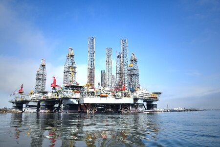 Petroleum construction petrochemical