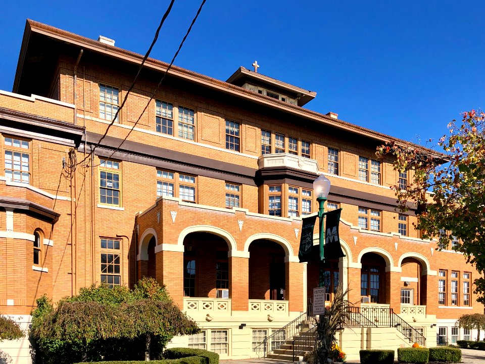 Archbishop McNicholas Catholic High School, Mount Washingt… 