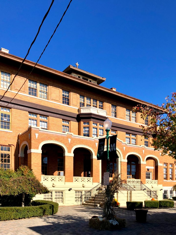 Archbishop McNicholas Catholic High School, Mount Washingt… 