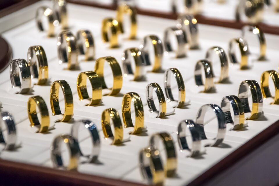 Love jewelry store the jeweler
