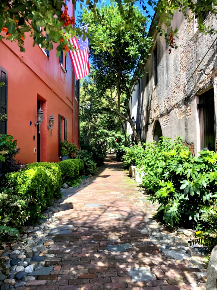 Philadelphia Alley, French Quarter, Charleston, SC 