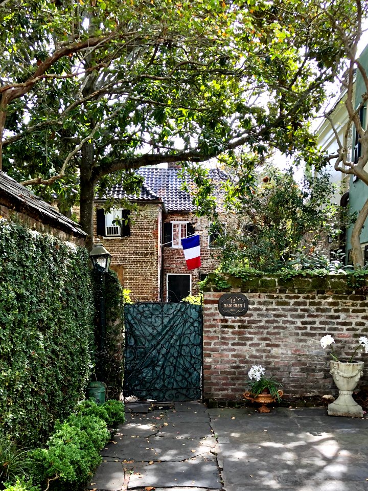 Courtyard House, Tradd Street, South of Broad, Charleston,… 