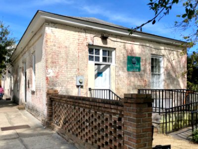 Hazel V. Parker Playground Bath House, East Bay Street, So… 
