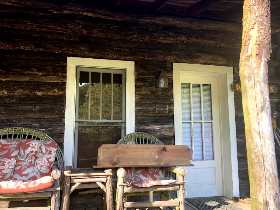 Damascus Cabin (Caretaker's Cabin), E. M. Backus Lodge (Ca… 
