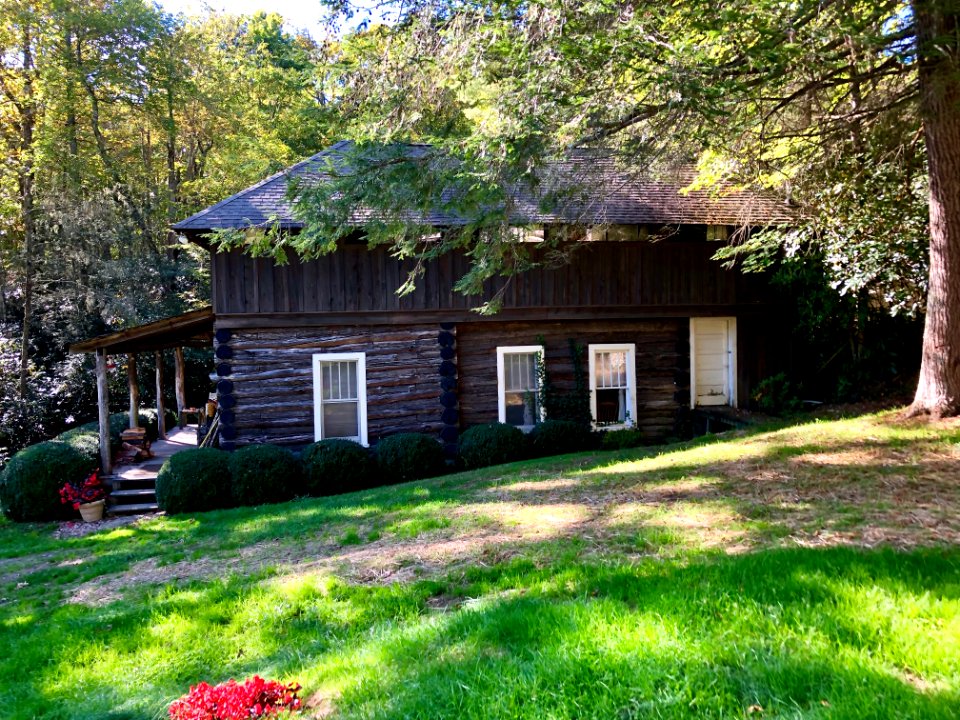 Damascus Cabin (Caretaker's Cabin), E. M. Backus Lodge (Ca… 