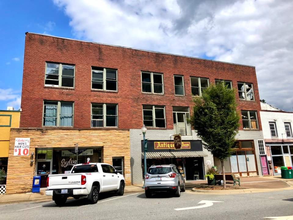 Old Hotel Carolina, Sylva, NC 