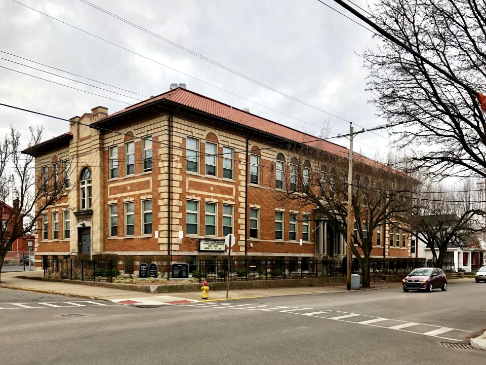 Holy Trinity Catholic School, Bellevue, KY 