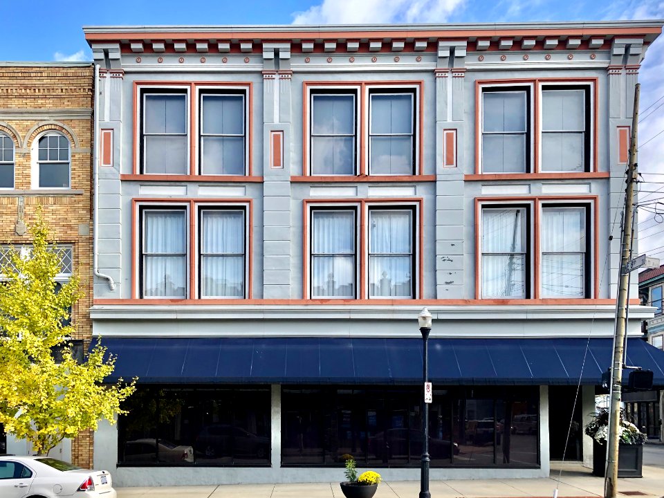 Madison Avenue, Covington, KY 
