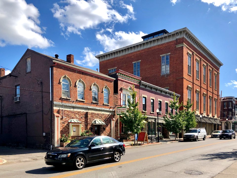 Madison Avenue, Covington, KY 