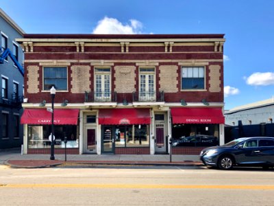 Madison Avenue, Covington, KY 
