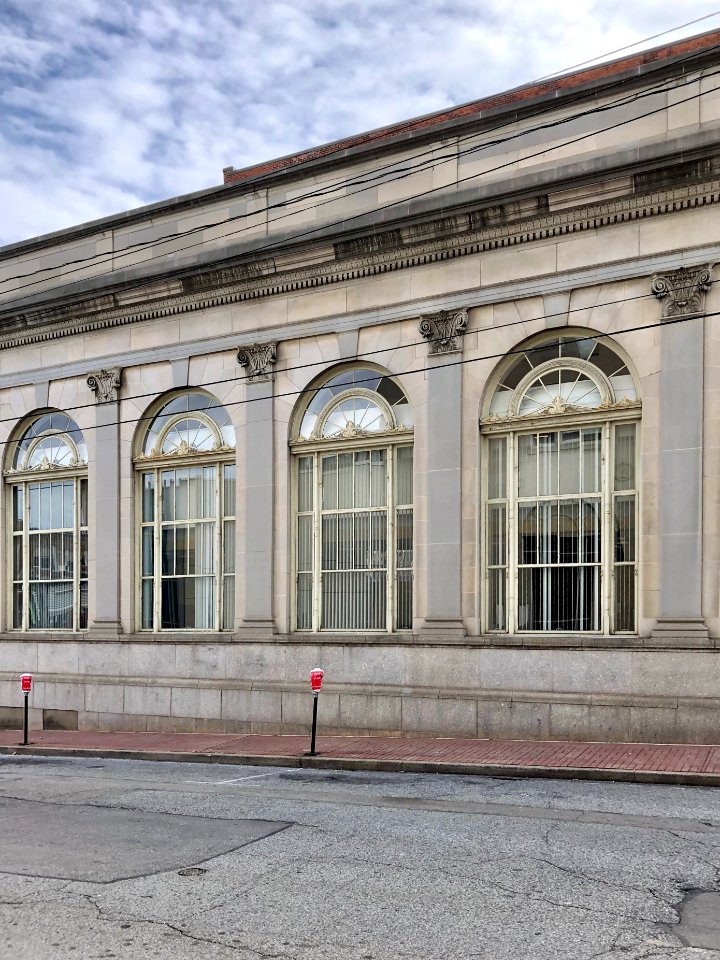 Liberty National Bank Building, Covington, KY 