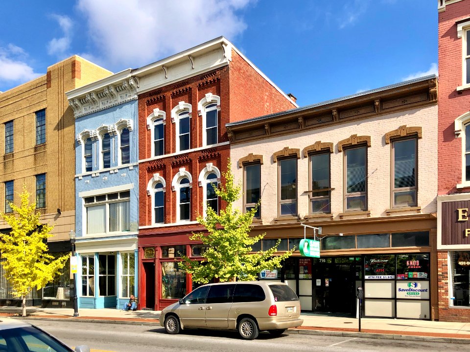 Madison Avenue, Covington, KY 
