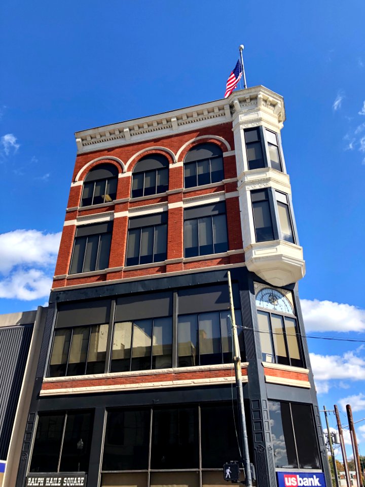 Eilerman's Department Store Building, Covington, KY 